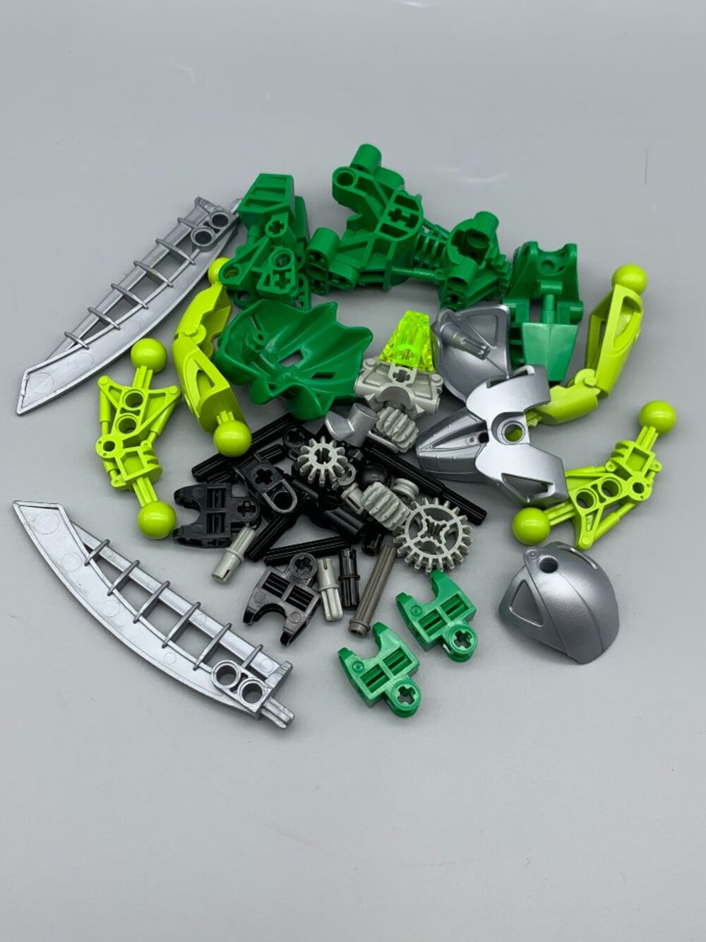 2002 LEGO Bionicle Lewa Nuva #8567 Action Figure Set in Original Container - Picture 2 of 11